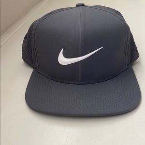 Nike Pro dry fit golf hat
